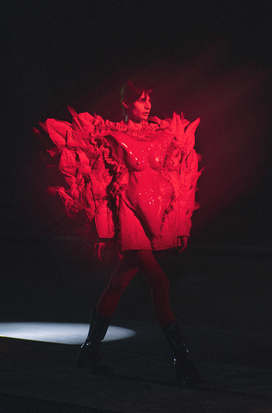 Fashion photograph by Raphael Raptopoulos
